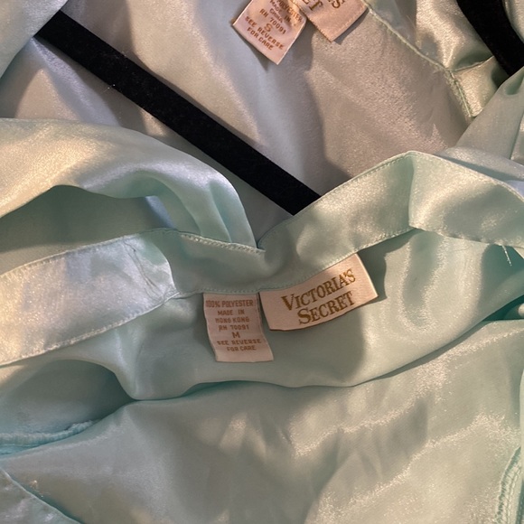 Vintage Victoria’s Secret Slip - Picture 4 of 5